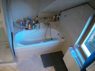 Julmodels Bathroom 2nd Floor-1